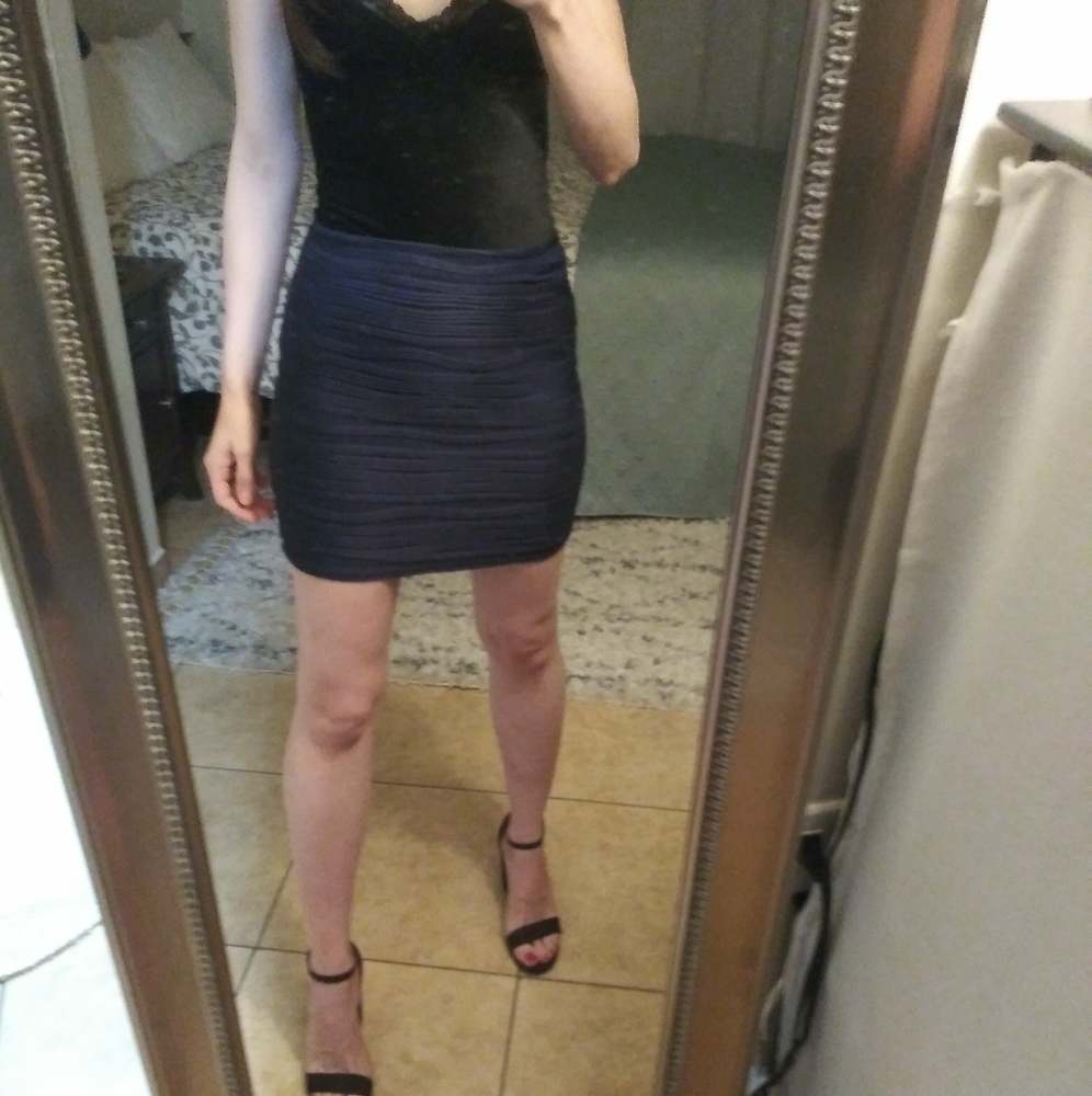 Mini skirt size small